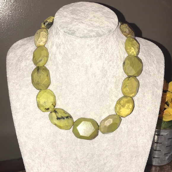 Gorgeous necklace. - Picture 3 of 10